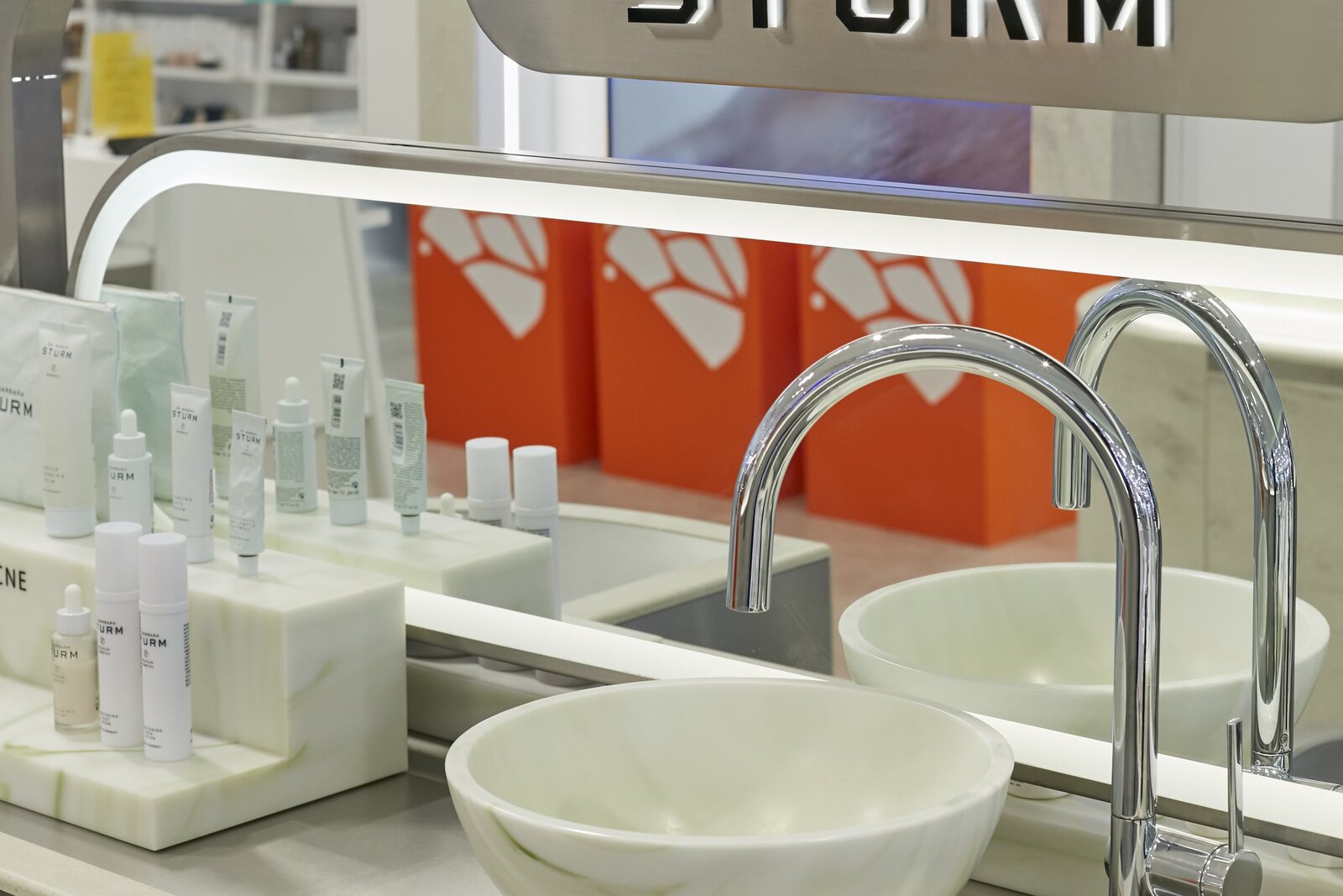 Dr. Barbara Sturm flagship counter design detail 5