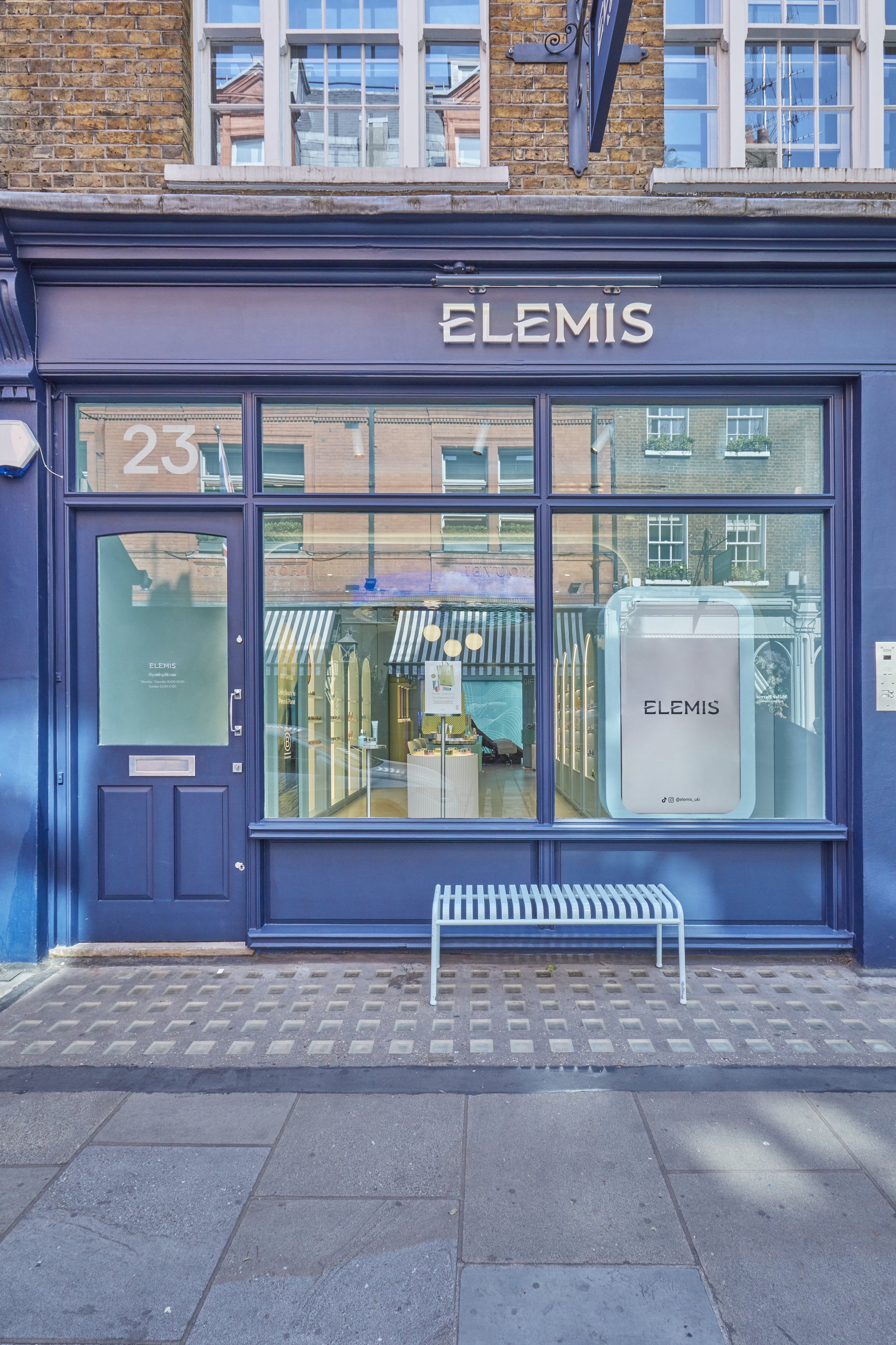 Elemis concept store design detail 1